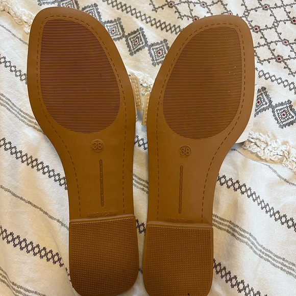 Sandals - Picture 2 of 2